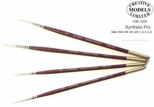 Creative Models (1055) Synthetic Brush # 1055